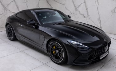 Mercedes-Benz Amg GT 63 PREMIUM + 8