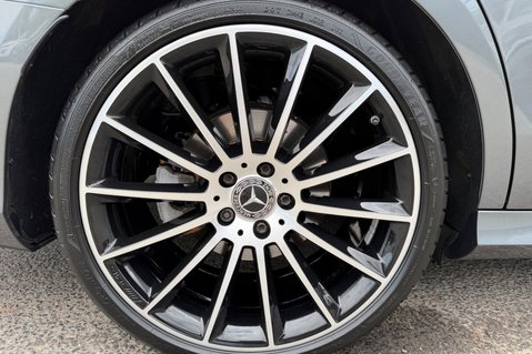 Mercedes-Benz E Class E 220 D AMG LINE NIGHT EDITION PREMIUM PLUS - 8 SERVICES RECORDED  58