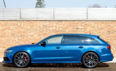 Audi RS6 Avant Performance 2