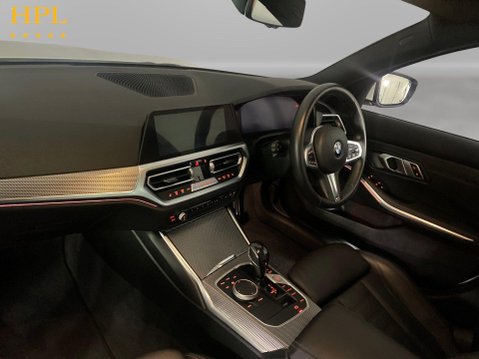 BMW 3 Series 2.0 320i M Sport Saloon 4dr Petrol Auto Euro 6 (s/s) (184 ps) Air Con - Blu 14