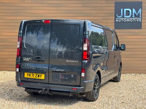Renault Trafic 2.0 Trafic LL30 Black Edition Energy dCi 4