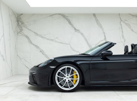 Porsche 718 Boxster Spyder 26