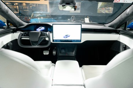 Tesla Model S PLAID AWD. NOW SOLD. SIMILAR REQUIRED. PLEASE CALL 01903 254800. 19