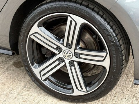 Volkswagen Golf 2.0 Golf R TSi 4Motion Semi-Auto 4WD 5dr 54