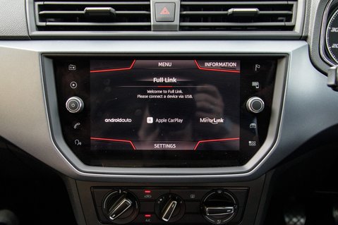 SEAT Arona TSI SE TECHNOLOGY 26