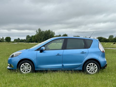 Renault Scenic DYNAMIQUE TOMTOM ENERGY DCI S/S STUNNING One Lady Owner Full Renault Histor 2