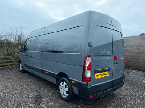 Renault Master 2.3 dCi 35 Business+ Panel Van 4dr Diesel Manual FWD LWB Medium Roof Euro 6 5