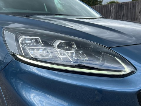 Ford Kuga ST-LINE X EDITION 17