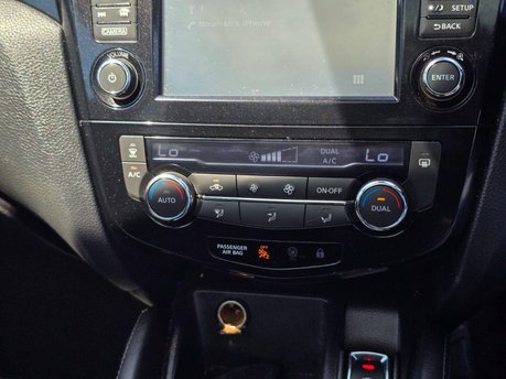 Nissan Qashqai 1.2 DIG-T Acenta Premium SUV 5dr Petrol Manual 2WD Euro 5 (s/s) (115 ps) 19