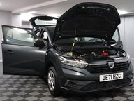 Dacia Sandero ESSENTIAL SCE 15
