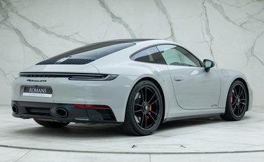 Porsche 911 Carrera GTS (992) 3