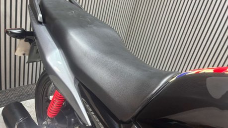 Honda CB 2021 ONLY 12K, JUST SERVICED, NEW MOT, WARRANTY LEARNER 125CC 42