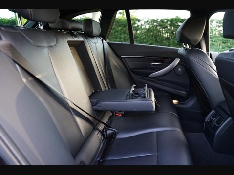 BMW 3 Series 3.0 330d M Sport Touring Auto Euro 6 (s/s) 5dr 21