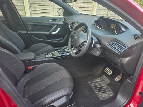 Peugeot 308 PURETECH S/S GT LINE ONLY 21,000 MILES FROM NEW 6