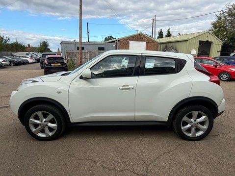 Nissan Juke 1.6 Acenta Euro 5 (s/s) 5dr 12