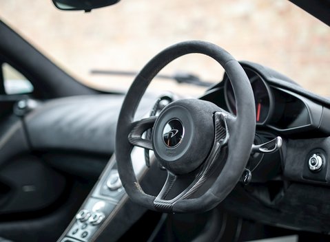 McLaren 675LT 13