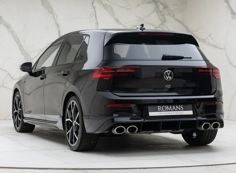 Volkswagen Golf R TSI 4MOTION 10