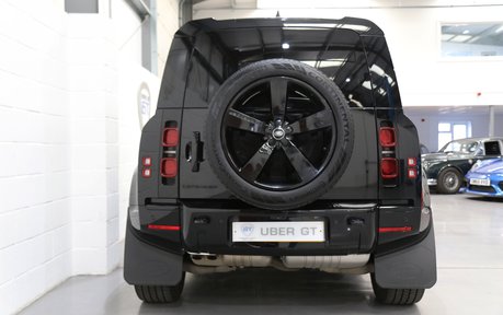 Land Rover Defender x-Dynamic HSE D350 - Huge Specification 8