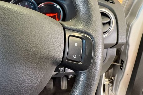 Dacia Sandero 1.5 dCi Laureate Hatchback 5dr Diesel Manual Euro 5 (90 ps) 51