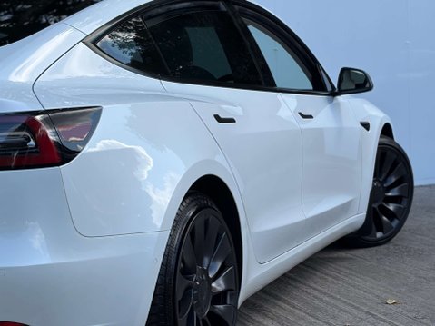 Tesla Model 3 Model 3 Performance AWD 4WD 4dr 32
