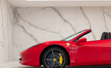 Ferrari 458 Spider 27