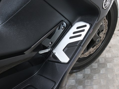 Yamaha Tmax XP 530 D-A TMAX DX 26