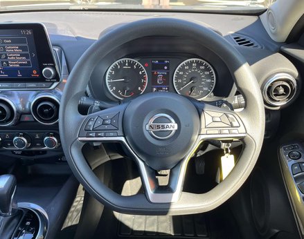 Nissan Juke 1.0 Juke Acenta DiG-T Semi-Auto 5dr 20