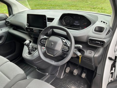 Peugeot Partner 1.5 BlueHDi 1000 Asphalt Premium + Standard Panel Van SWB Euro 6 (s/s) 5dr 11