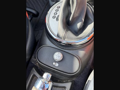 Mini Convertible 1.6 Cooper S Steptronic Euro 4 2dr (AC) 18