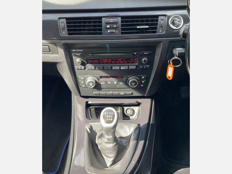 BMW 3 Series 2.0 318d SE Euro 5 4dr 32