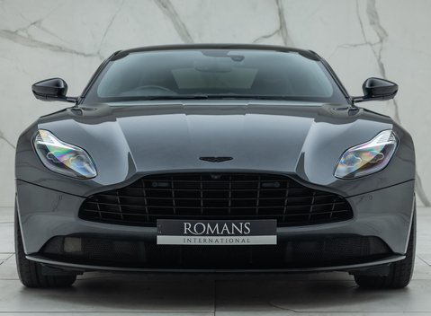 Aston Martin DB11 V8 7