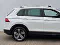 Volkswagen Tiguan 2.0 Tiguan SEL TDI BlueMotion Technology 4Motion Semi-Auto 4WD 5dr 9