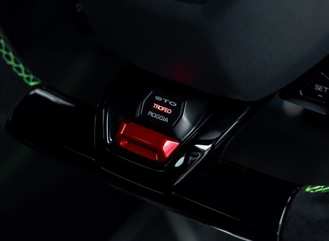 Lamborghini Huracan STO 19