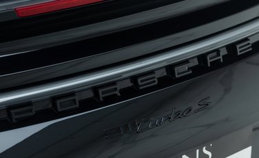 Porsche 911 Turbo S (992) 40