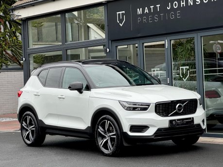 Volvo XC40 T3 R-DESIGN