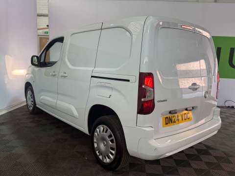 Vauxhall Combo 1.5 Combo 2300 Professional Turbo D S/S 7