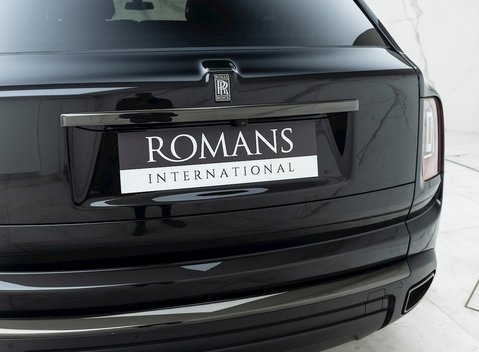 Rolls-Royce Cullinan Black Badge 26