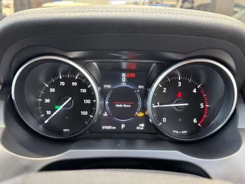 Land Rover Range Rover Evoque 2.0 Range Rover Evoque HSE Dynamic TD4 Auto 4WD 5dr 50