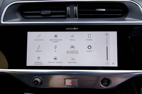 Jaguar I-Pace BLACK 26