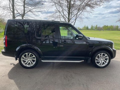Land Rover Discovery 3.0 SD V6 Landmark Auto 4WD Euro 6 (s/s) 5dr 14