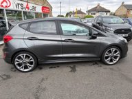 Ford Fiesta ST-LINE X 14