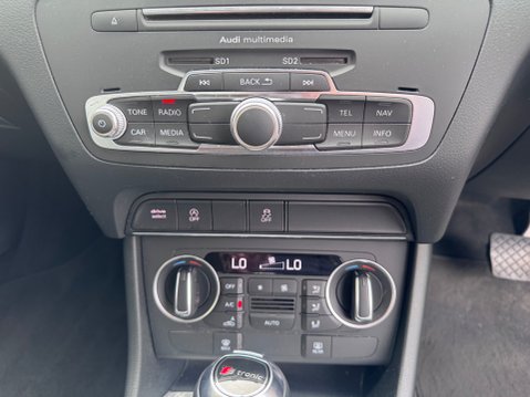 Audi Q3 TFSI SPORT 20