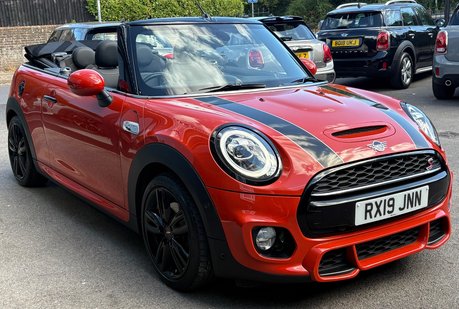 Mini Convertible Cooper S 2.0 Petrol Manual Sport Navigation Comfort Plus - SOLARIS ORANGE 14