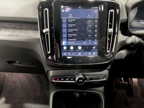 Volvo C40 Recharge 69kWh Plus SUV 5dr Electric Auto (231 ps) 19