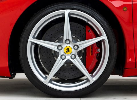 Ferrari 458 Italia 8