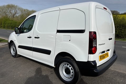 Peugeot Partner 850 S L1 1.6 Hdi 92ps Panel Van with Air Con - Direct from MOD 6