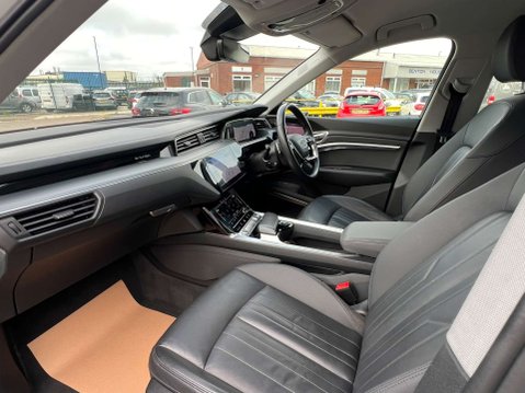 Audi E-Tron e-tron 55 Quattro 4WD 5dr - NATIONAL DELIVERY* 29