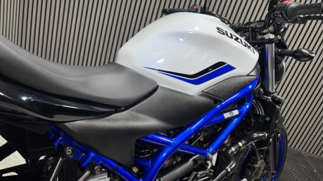 Suzuki SV650 2020 ONLY 8K SERVICED LONG MOT WARRANTY A2 NAKED BIKE 18