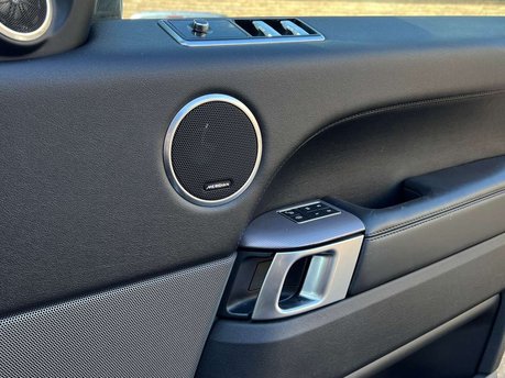 Land Rover Range Rover Sport 3.0 Range Rover Sport HSE SDV6 Auto 4WD 5dr 20