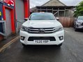 Toyota Hilux INVINCIBLE 4WD D-4D DCB AUTO 2